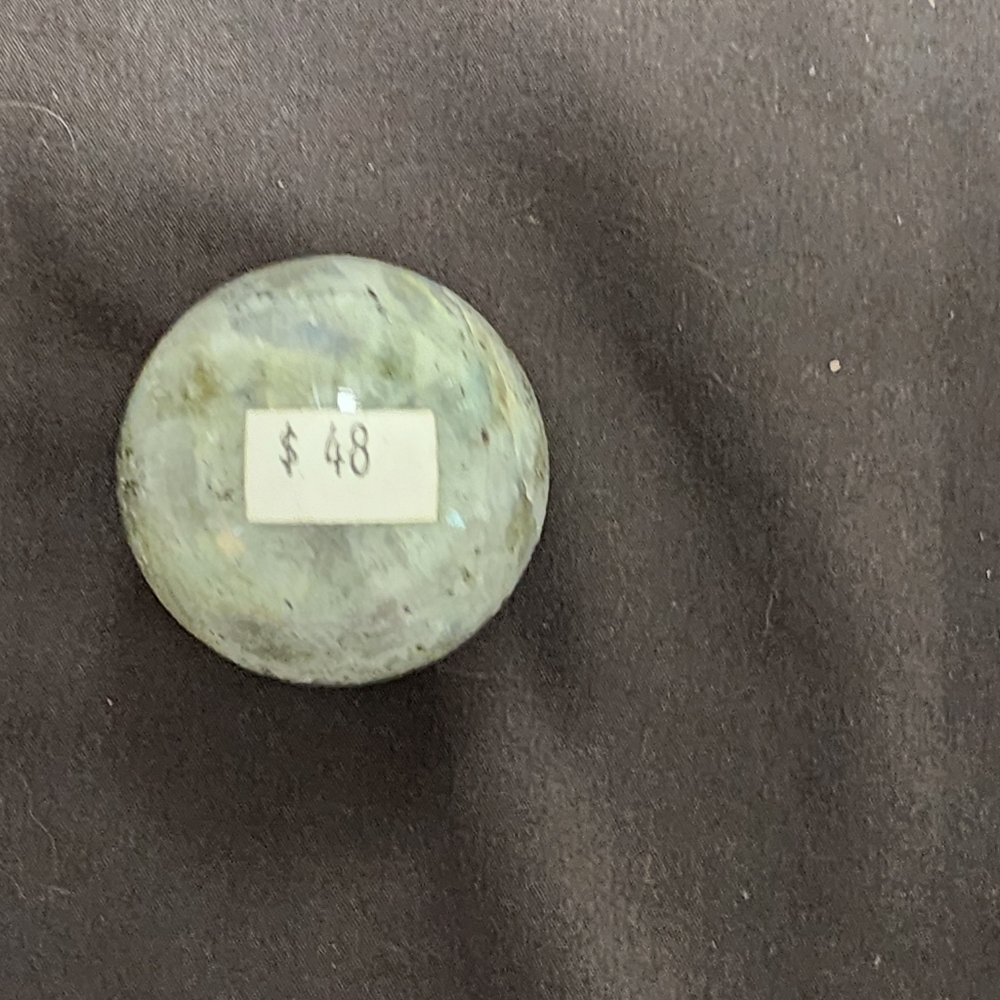 Jade Orb - with stand - Picture 5 of 5